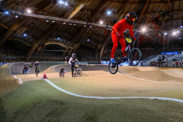 BMX indoor à Avignon Vélo Passion 2022 - Crédit photo : Olivier Tresson / Avignon Tourisme